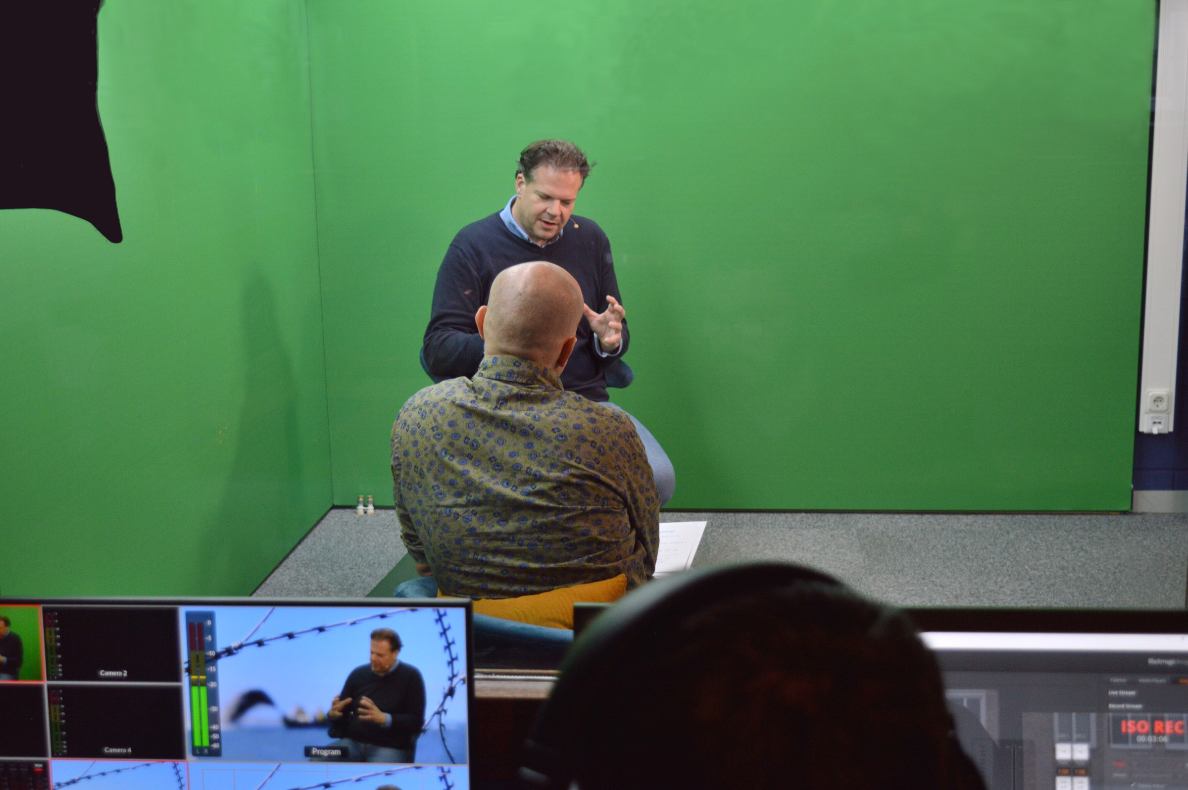 Een live interview in de greenscreen studio